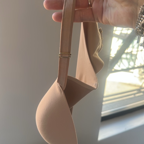 Victoria Secret LOVE CLOUD Smooth Lightly Lined Demi Bra 38DDD - Picture 10 of 11